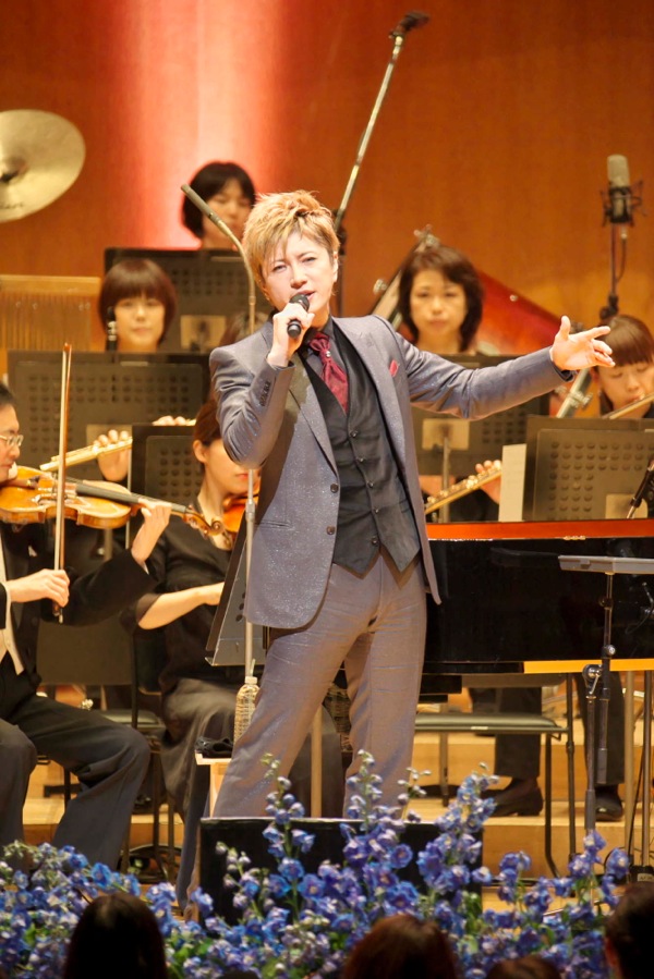 2013-26dic-GACKT-Tokyo-Orchestra02