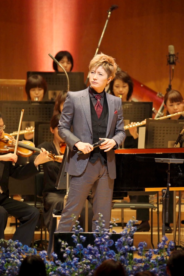 2013-26dic-GACKT-Tokyo-Orchestra03